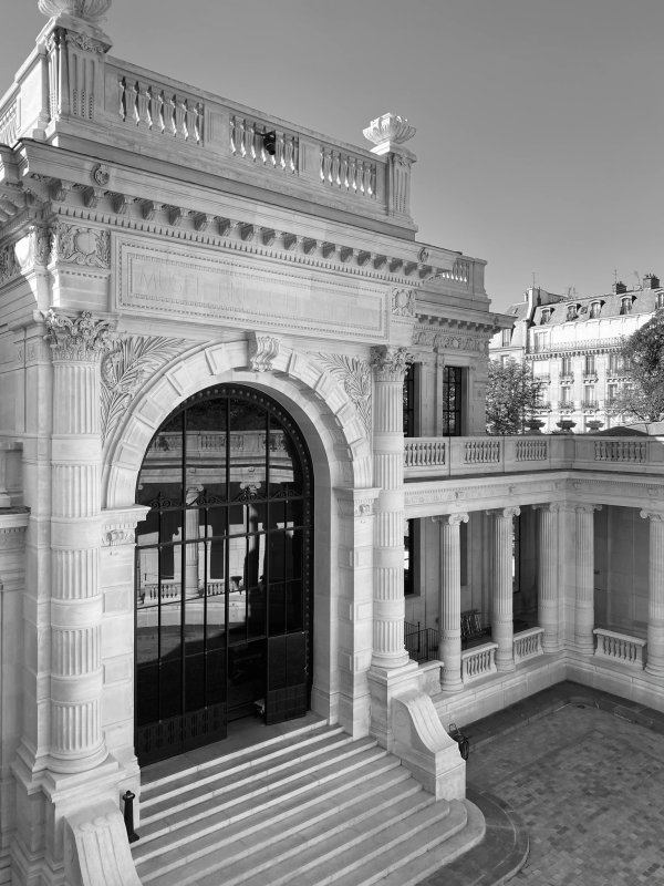 Palais Galliera Cour